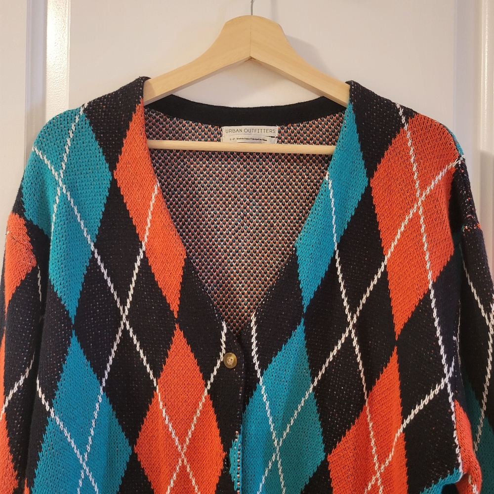 Patterned button up Sweater - Picture 2 of 5